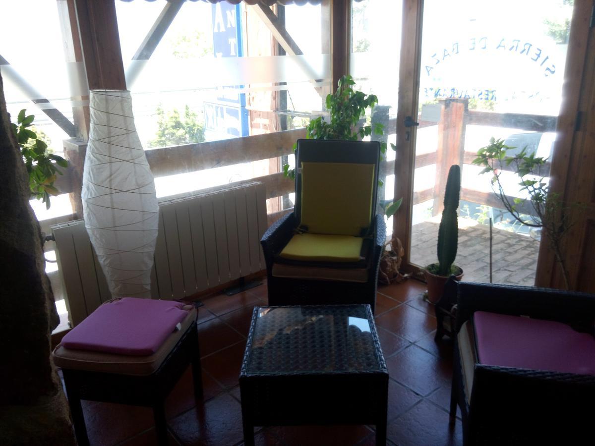 Hostal Sierra De Μπάθα Εξωτερικό φωτογραφία